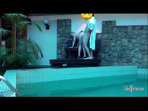 ❤️ Inaanyayahan ni Boss ang kasambahay sa pool, ngunit hindi napigilan ang init ❤️  Sex sa tl.courseclass.ru