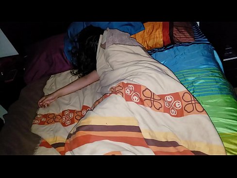 ❤️ Pinupunasan ng stepson ang kanyang batang madrasta habang natutulog ito. ❤️ Sex sa tl.courseclass.ru